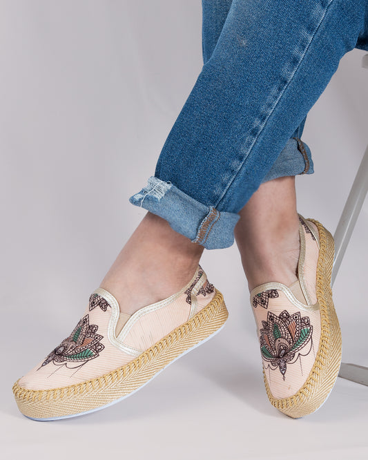 8038 MANDALA HILARI